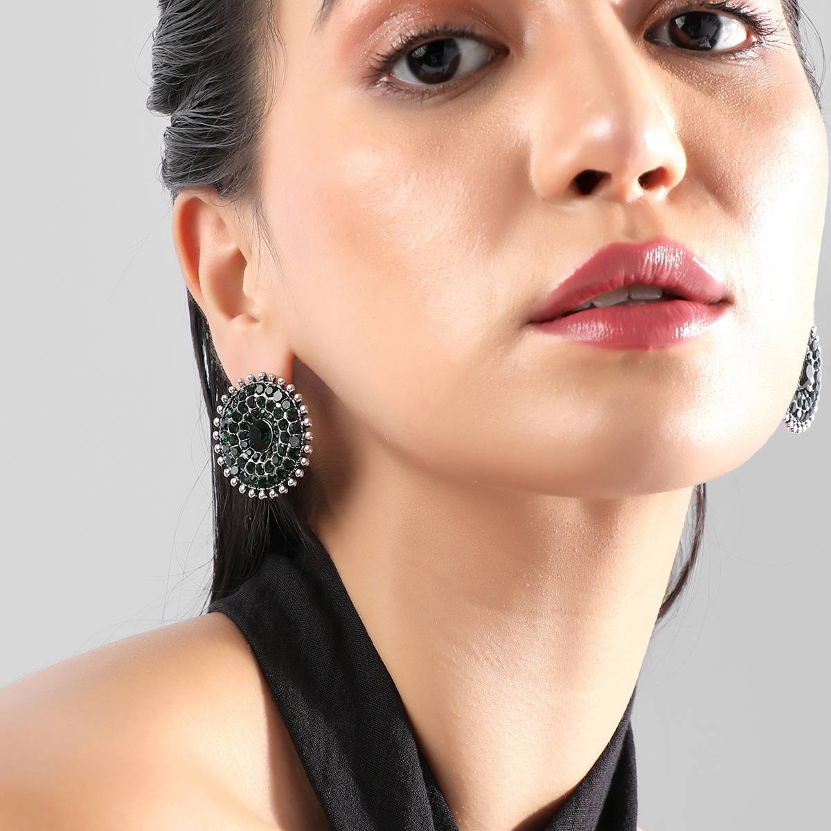 SOHI Women Gossamer Gala Stud Earrings