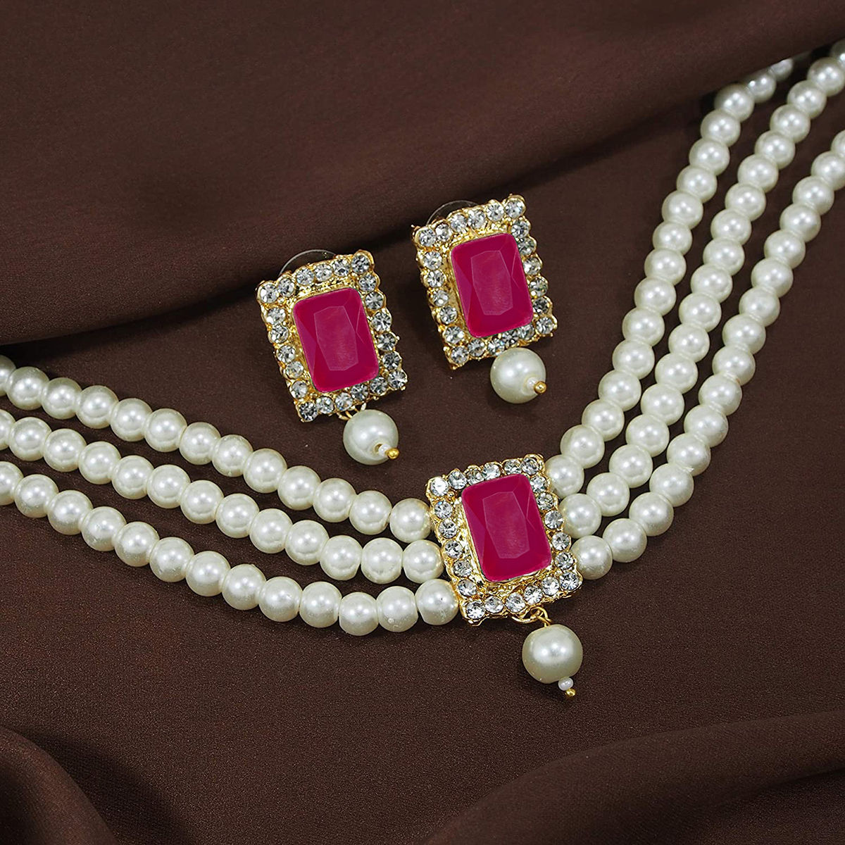 Pearl necklace set for saree