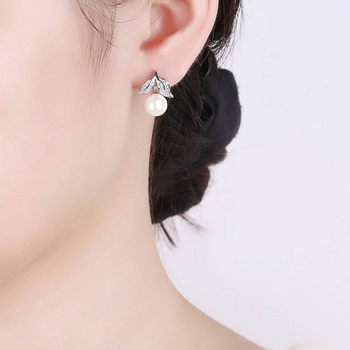 Yellow Chimes Silver Plated Contemporary Studs Earrings
