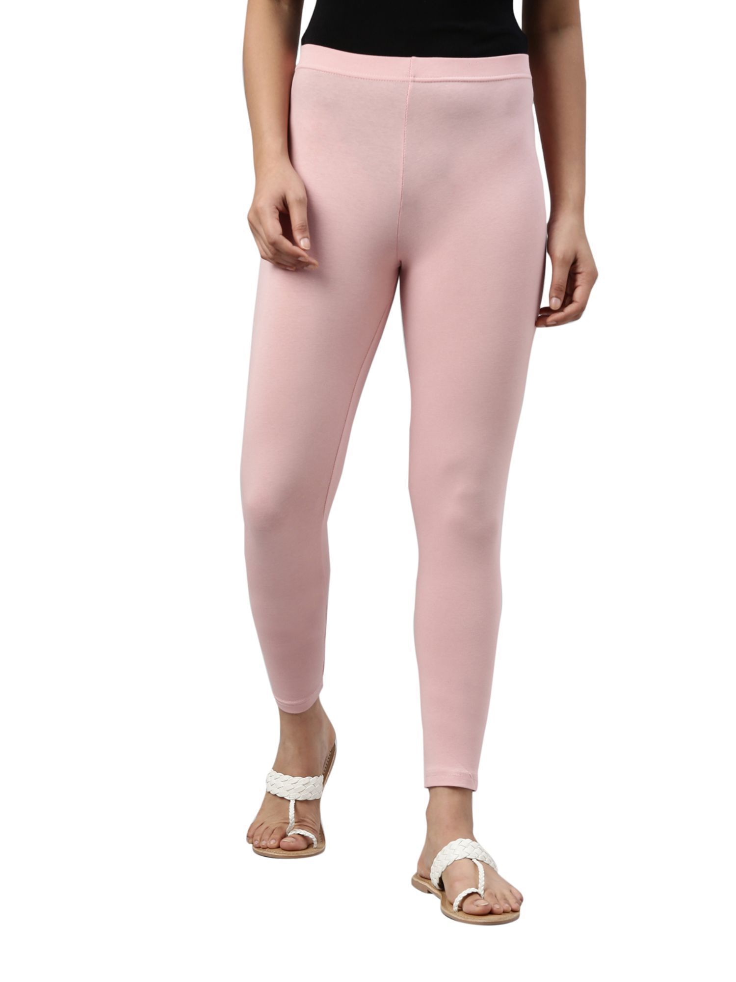 Victoria’s Secret Hot Pink Yoga Pants 💗, the cutest