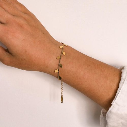 Buy Aphrodyte Me Leaf Style Gold Jewellery Set Online