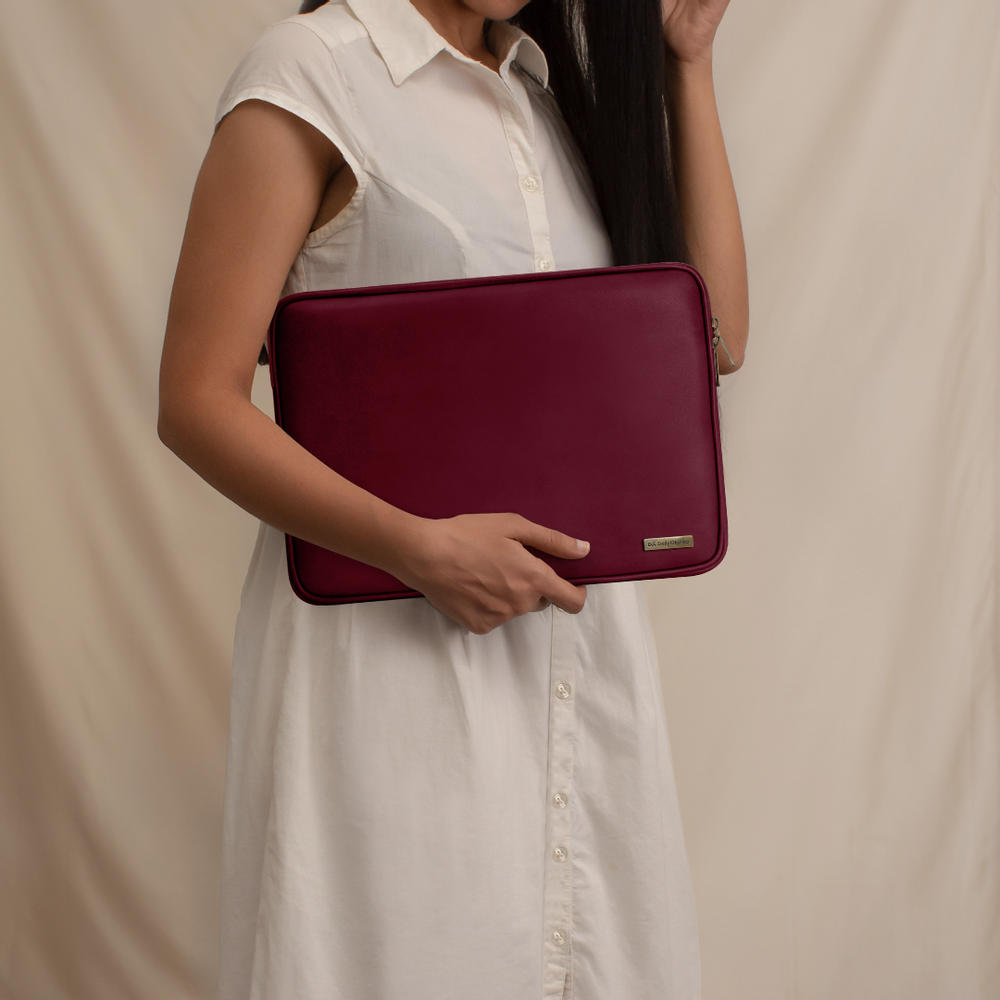 Dailyobjects Burgundy Vegan Leather Zippered Sleeve For Laptop/macbook
