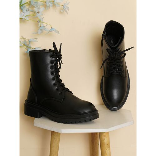 SHUZ TOUCH Black Lace Up High Ankle Boots (EURO 36)