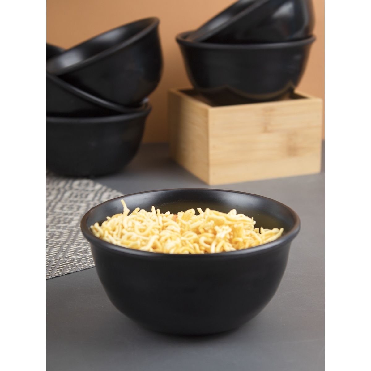 Buy Voncasa Soup Bowl (Black Matte Spiral) Set of 6 Online