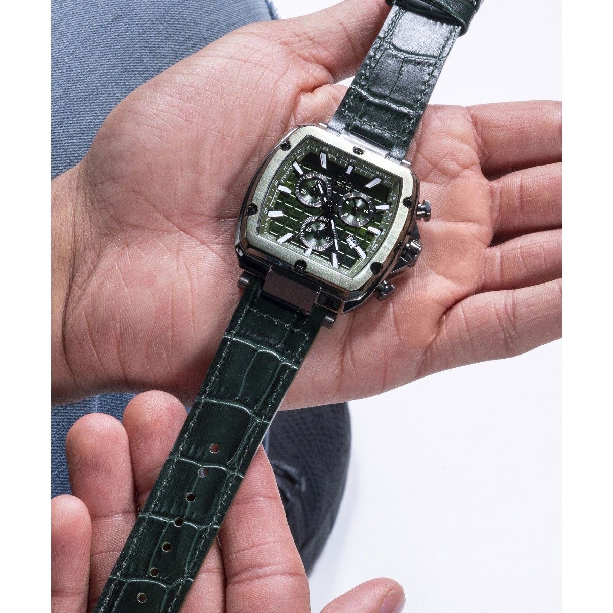 Buy GC Men Spirit Tonneau Green Rectangular Dial Analog Watch