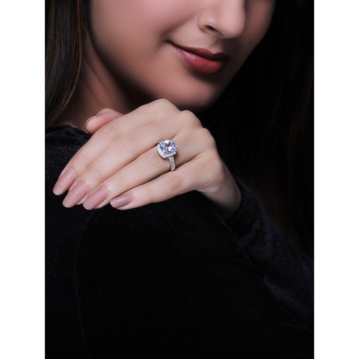 Silver And Stone 92.5% 12.5gm Ladies Finger Ring, Size: 17mm (Dia) at Rs  750/piece in Jaipur