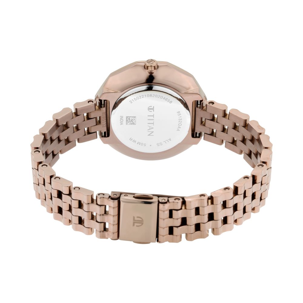 Titan Animalia 95132qm01 Analog Watch For Women