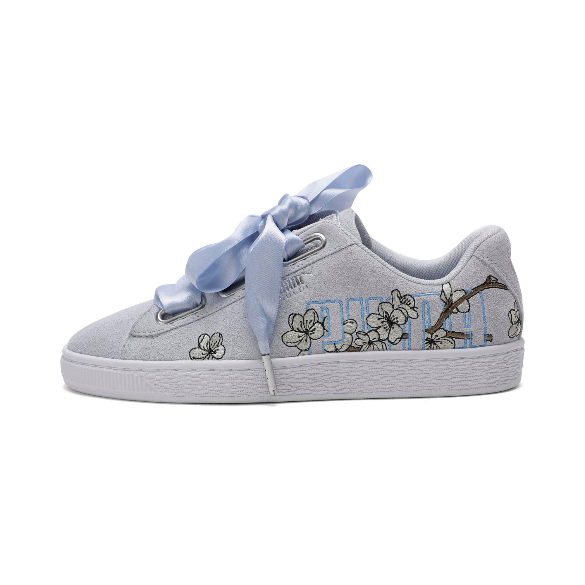 Floral pumas store
