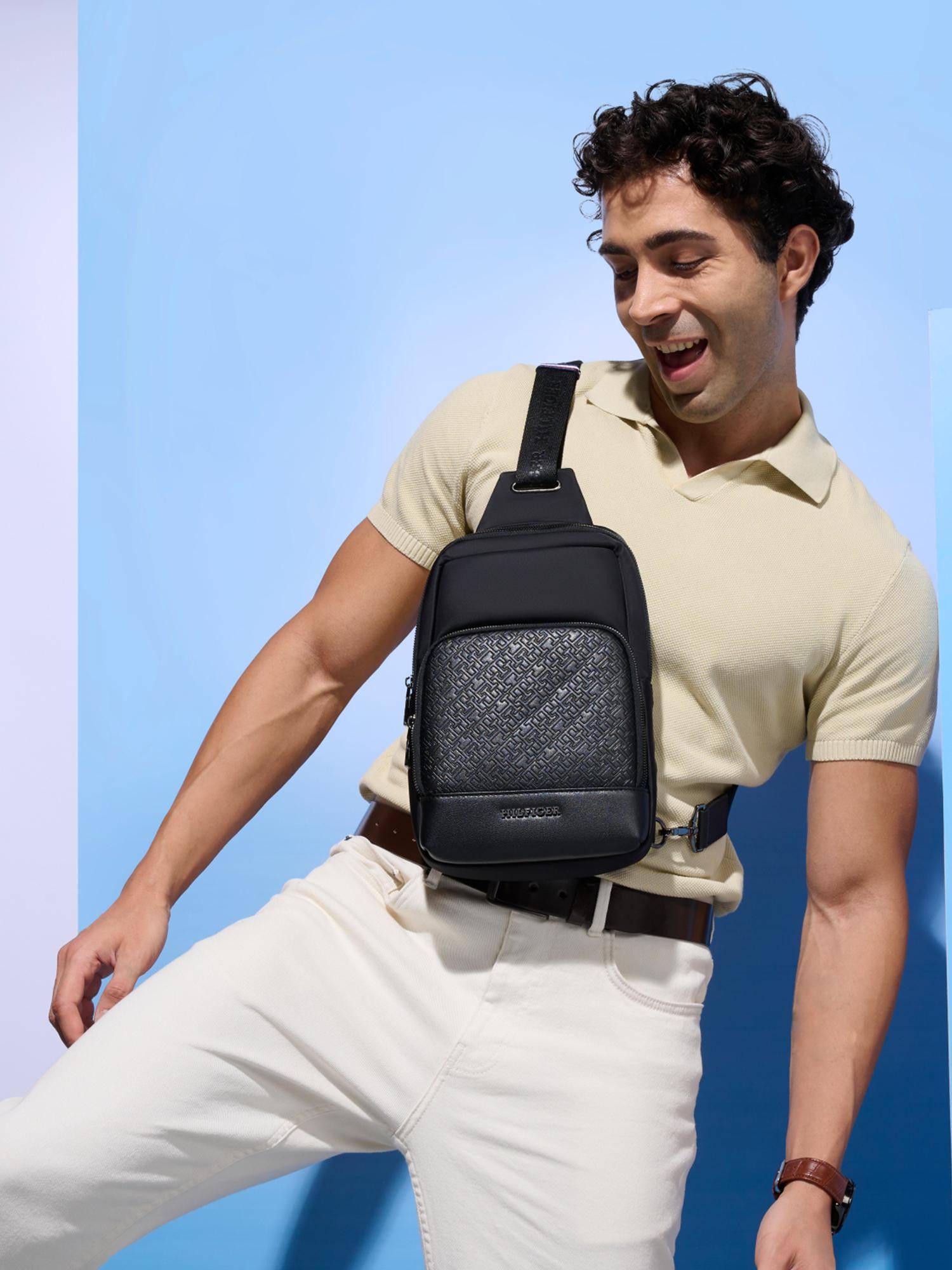 Tommy Hilfiger Unisex Crossbody Sling Bag Stash - Black