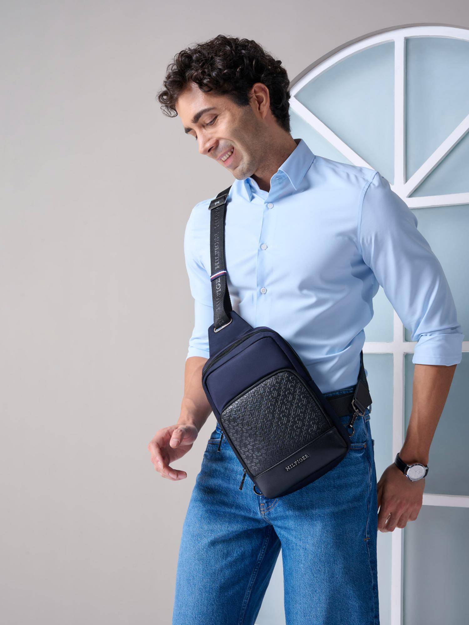 Tommy Hilfiger Unisex Crossbody Sling Bag Stash - Navy Blue