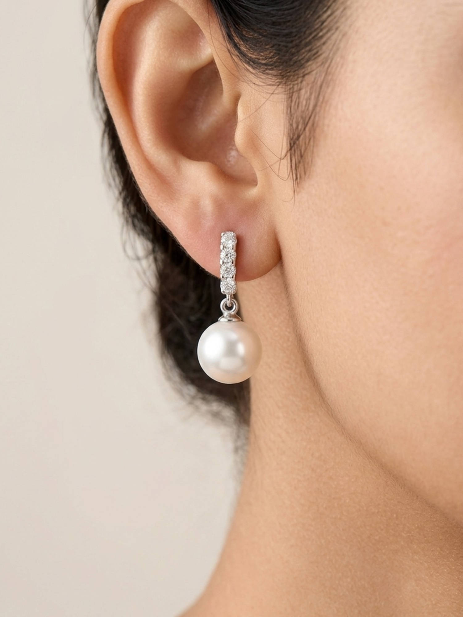 RACHIVA Women White Pearl Sterling Silver Pair Of Earring