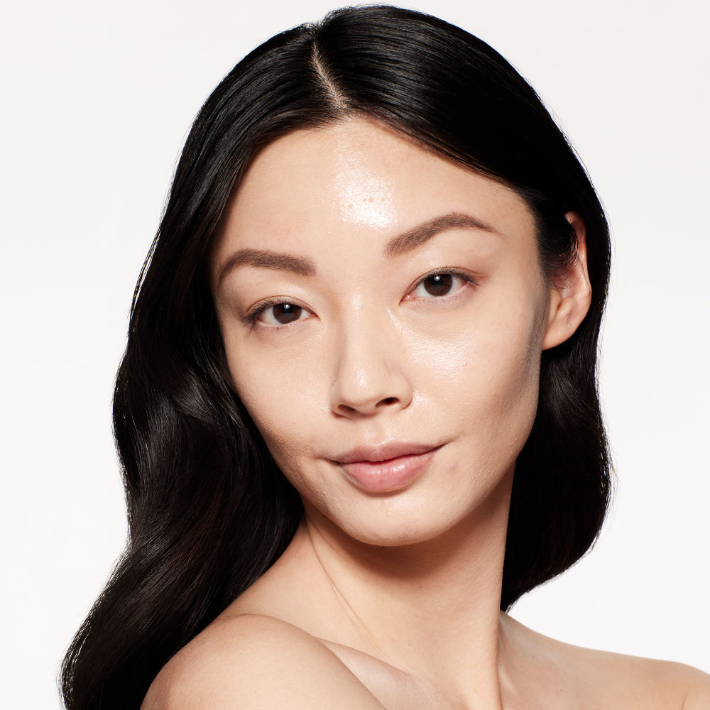 Buy Shiseido Revitalessence Skin Glow Foundation with SPF 30 Online