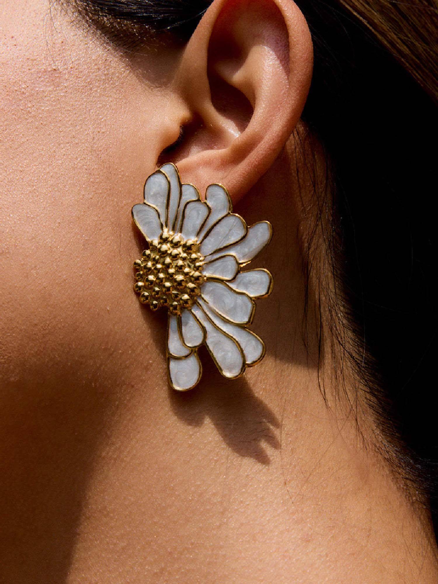 White Lies Half Flower Earrings - White