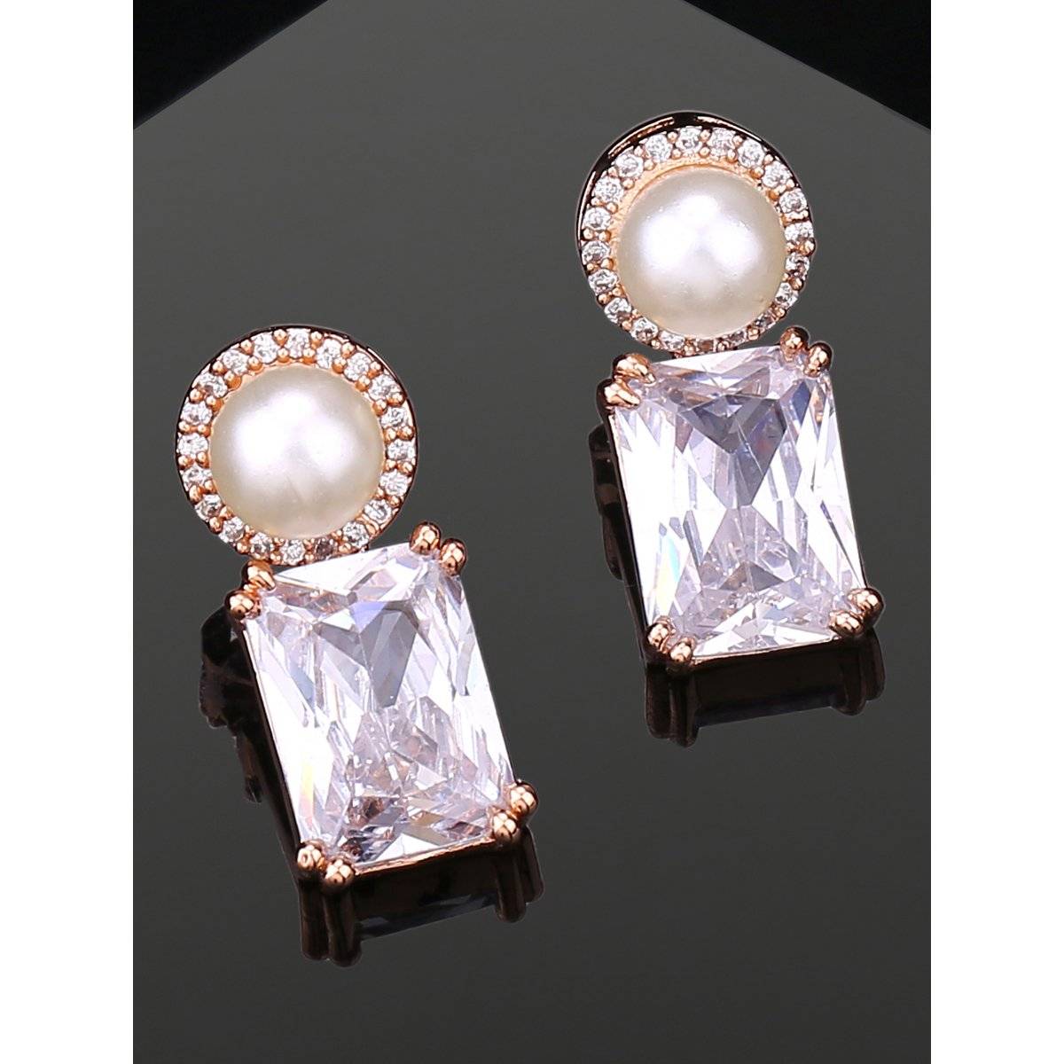 Estele Rose Gold Plated Cz Lovely Stud Earrings With White Stones For Girls/Women