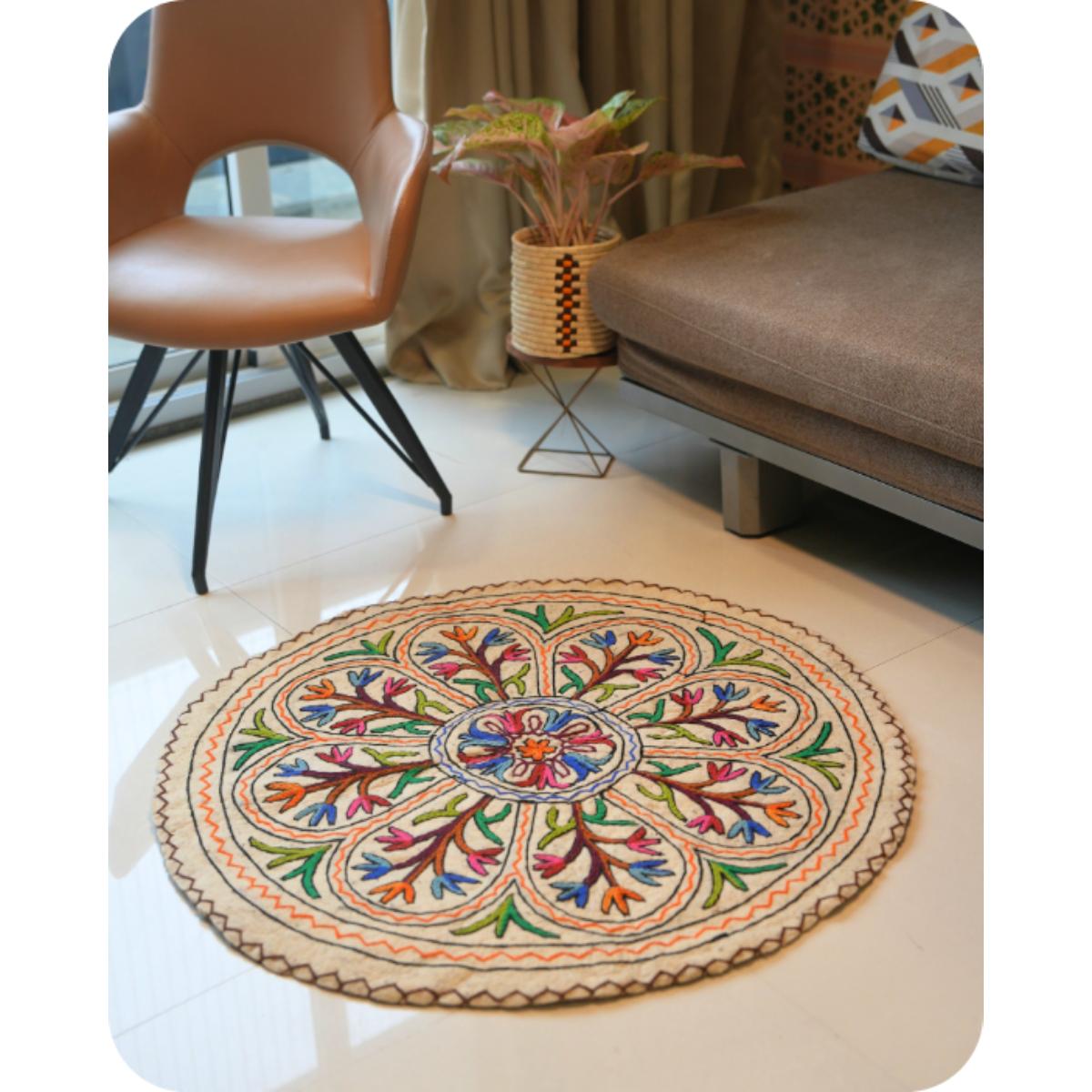 Swadeh Tropical Ring- Round Rug