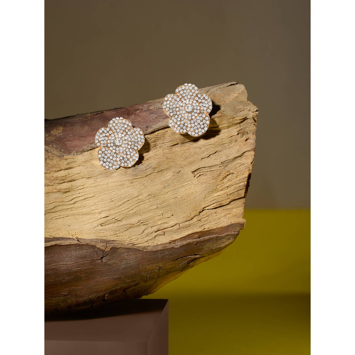 Zaveri Pearls Gold Tone Austrian Diamonds Party Bling Flower Studs Earring-ZPFK21127