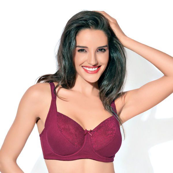 thalia sodi bras