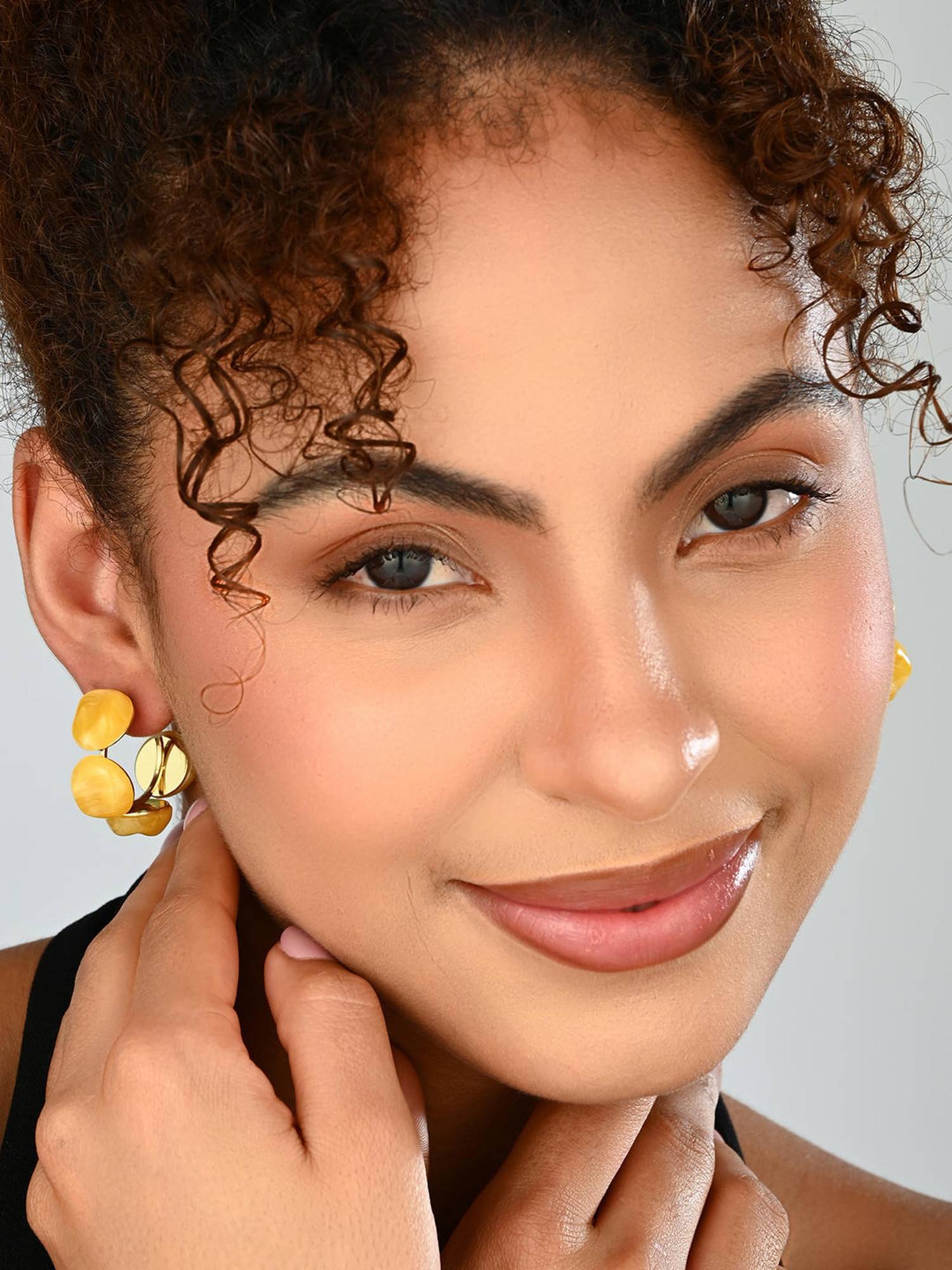 REENISAA Mustard Bloom Earrings