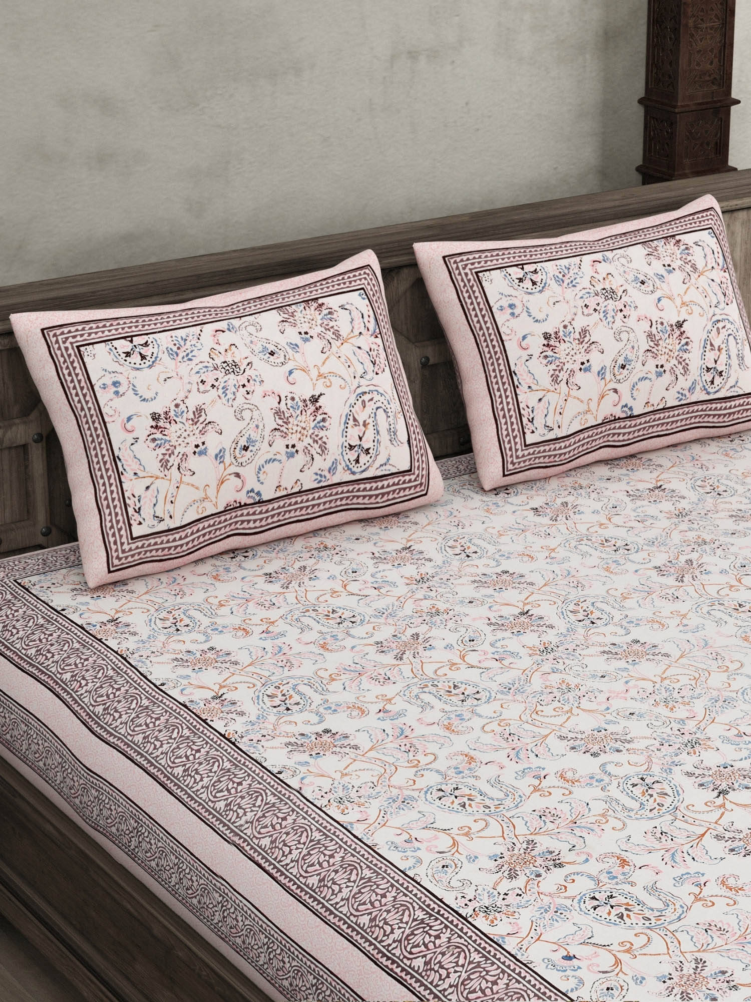 JAIPUR FABRIC Cotton Paisley Floral Peach Border Double Bedsheet With 2 Pillow Covers (Queen)