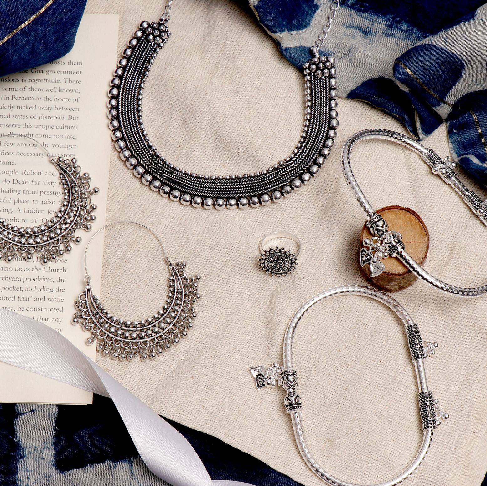 Teejh Monal Metallic Silver Oxidized Gift Set
