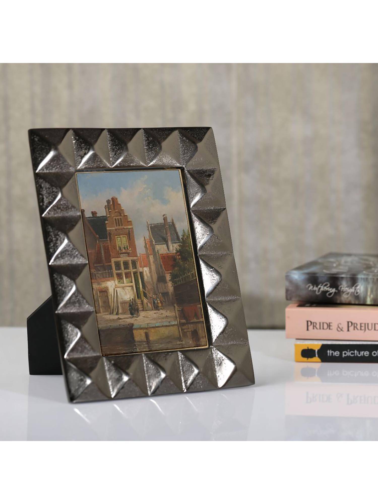 De Maison Decor Jacey Picture Frame In Gold 5x7 Inch