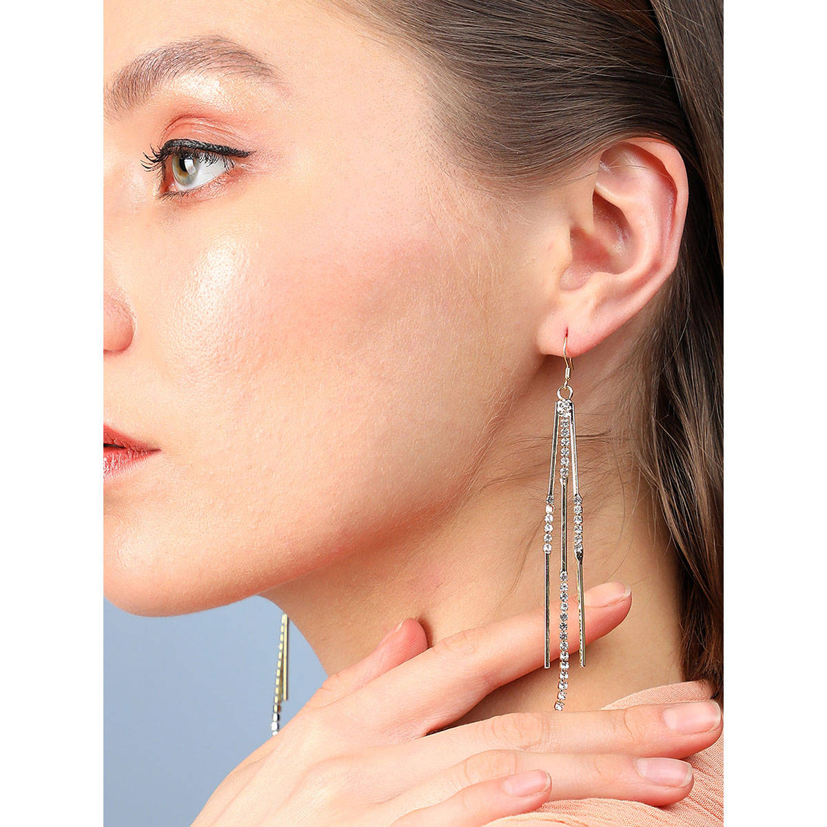 SOHI Gold Plated Designer Stone Casual Drop Earring for Women