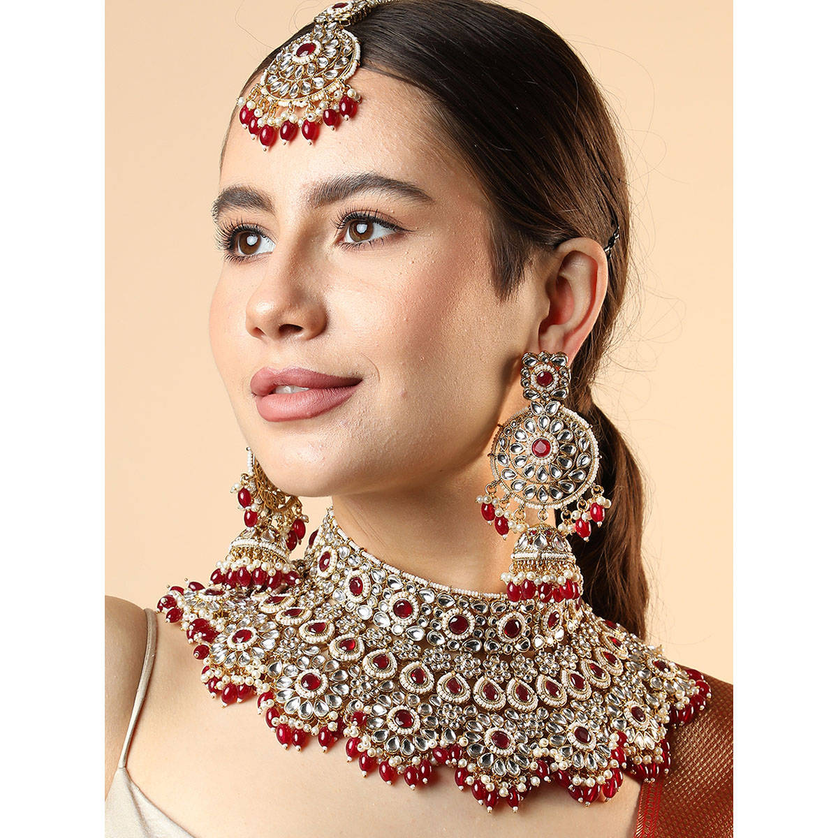 SOHI Red Stones Gold Plated Jewellery Set