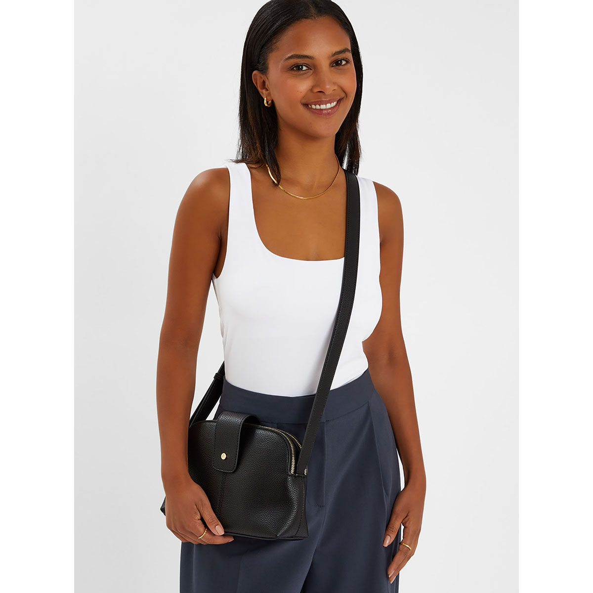 MＫT　レディース　BLK M Buy Accessorize London Women Black Double-Zip Sling Bag Online
