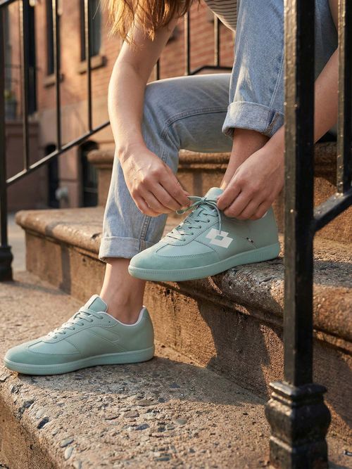 adidas gazelle silver green womens adidas gazelle decon CG3705