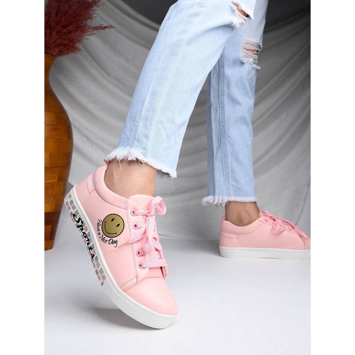 Mini Feel A Way Sneakers - Pink | Fashion Nova, Kids Shoes | Fashion Nova