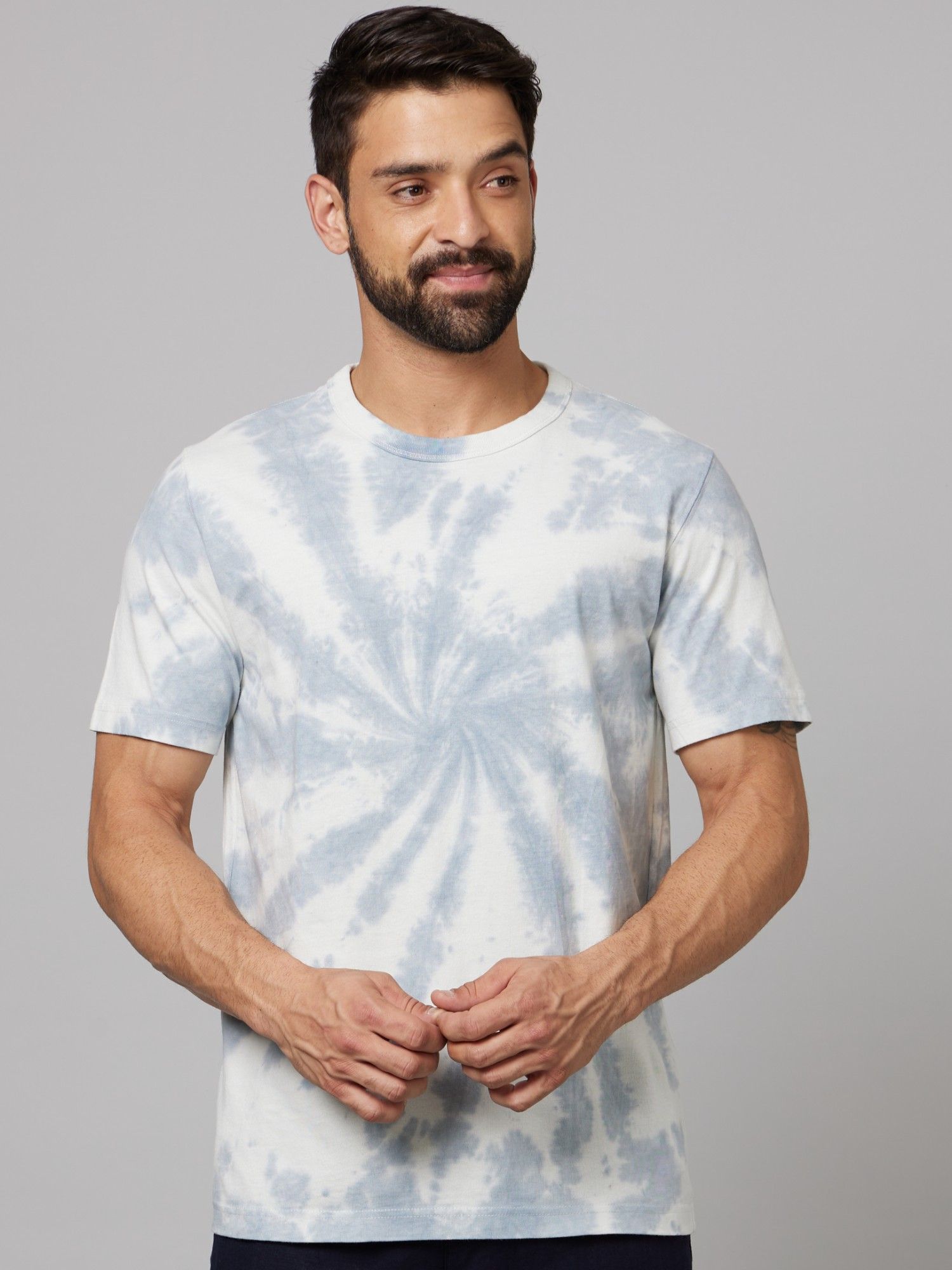 Buy CELIO Mens Off white Graphic Tee Online