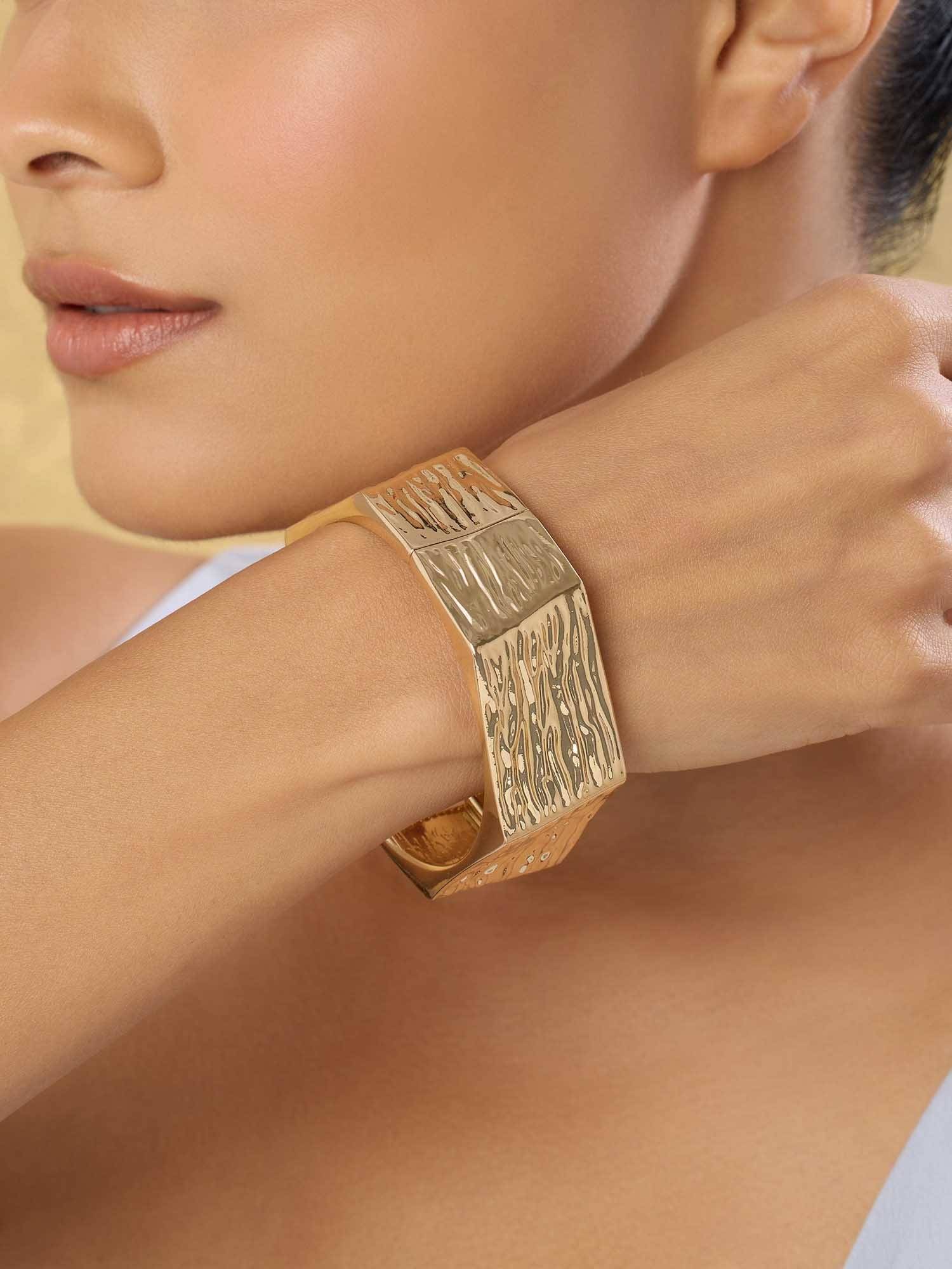 Indinoor Gold Delphine Everyday Bangle