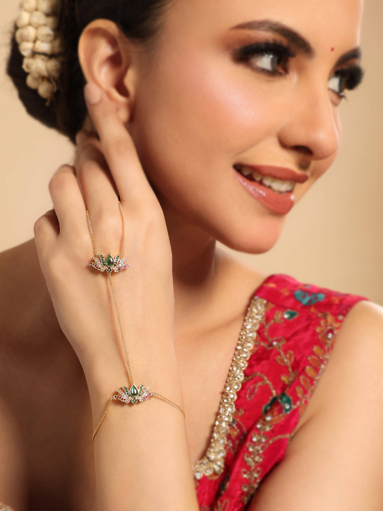 Nuyug Multi-Color Lotus Shine Stone Haathphool