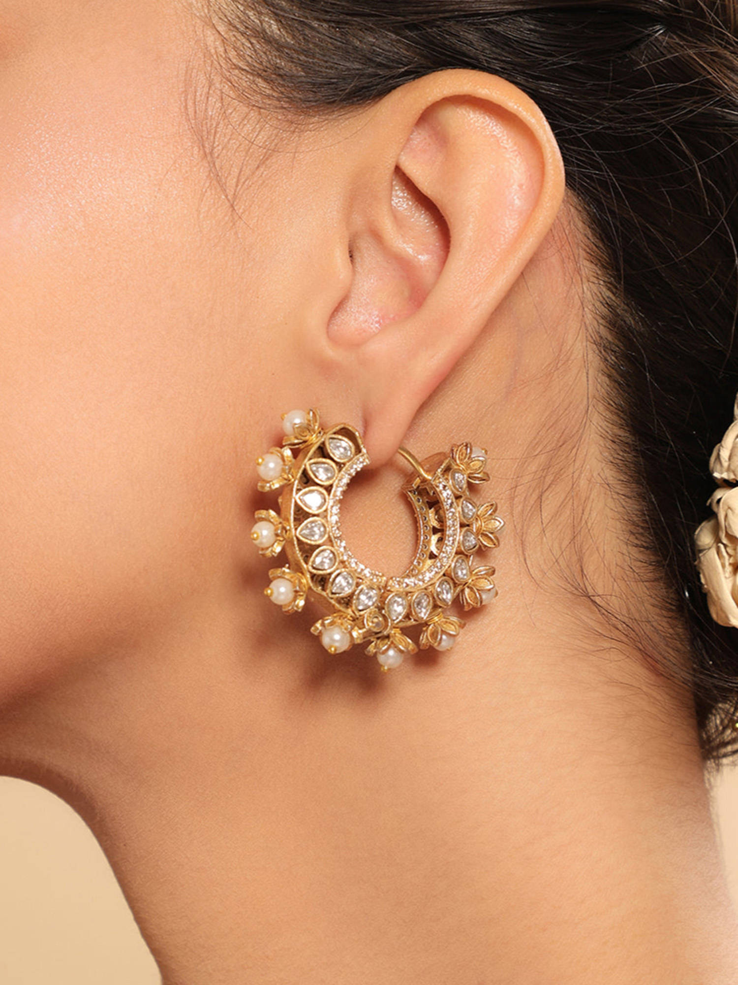 Nuyug Kanika White Floral Pearl Hoop Earrings