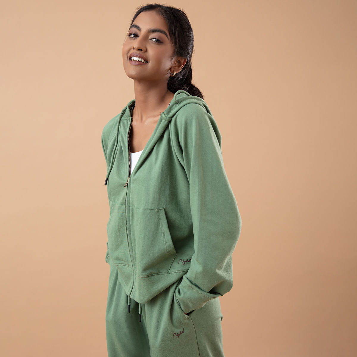 nykaa hoodie