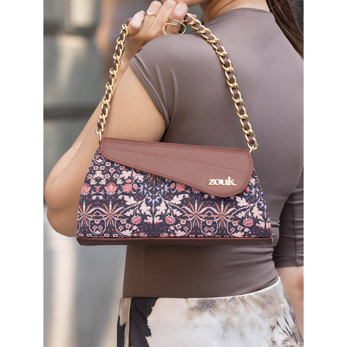 Zouk Multi-Color Printed Jute Handheld Bag
