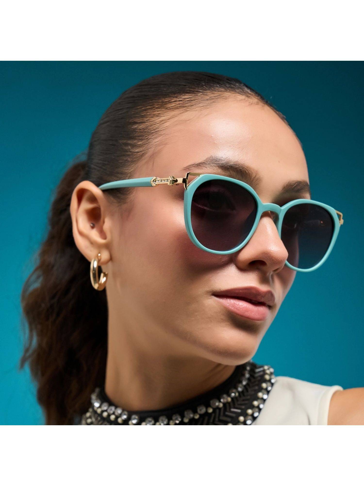 HASHTAG EYEWEAR Purple UV Protection Round Full Rim Casual Women Sunglass - 33 SKU-G15077-BLU (48)