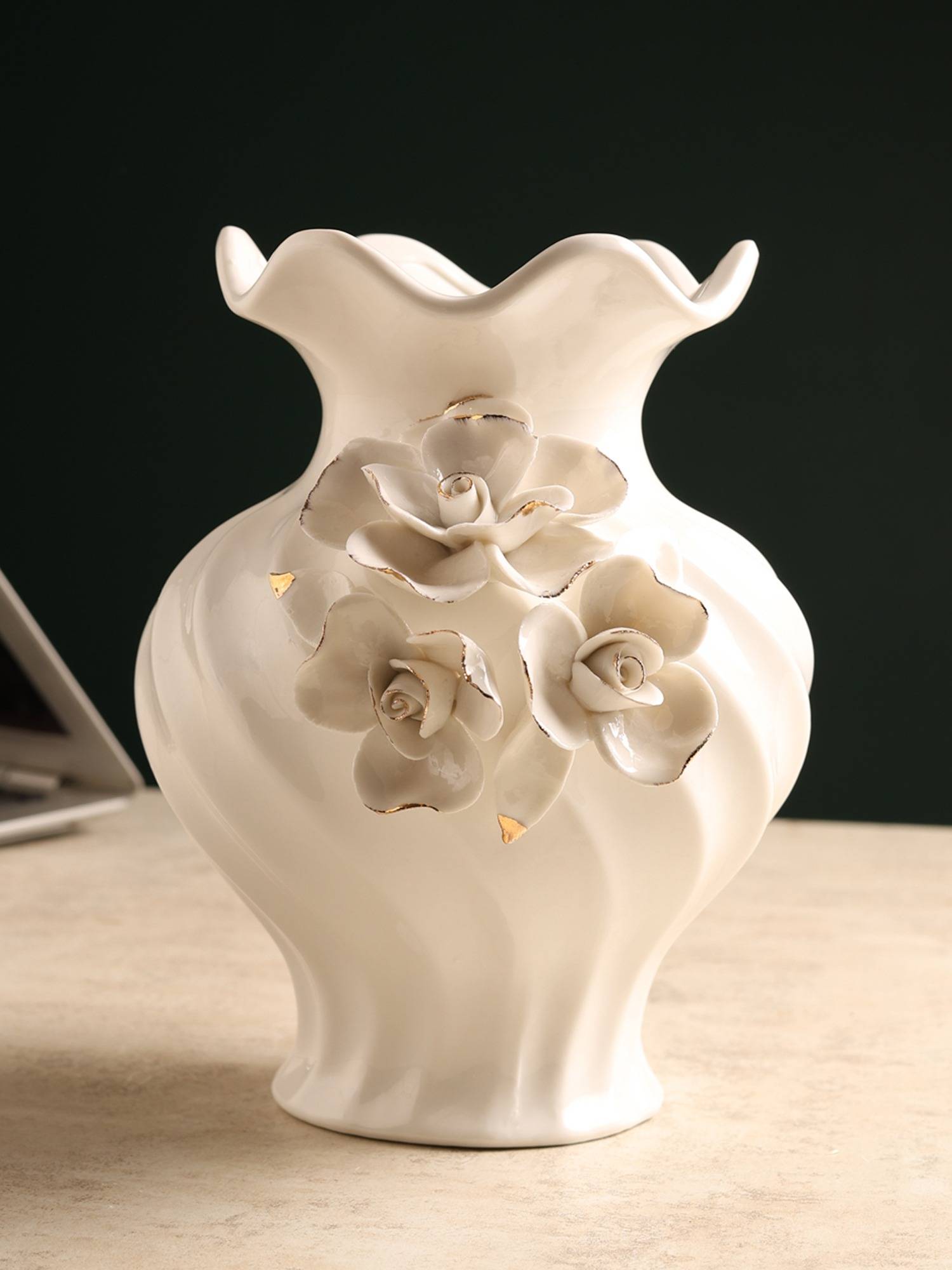 De Maison Decor Odessa Fleur Porcelain Vase