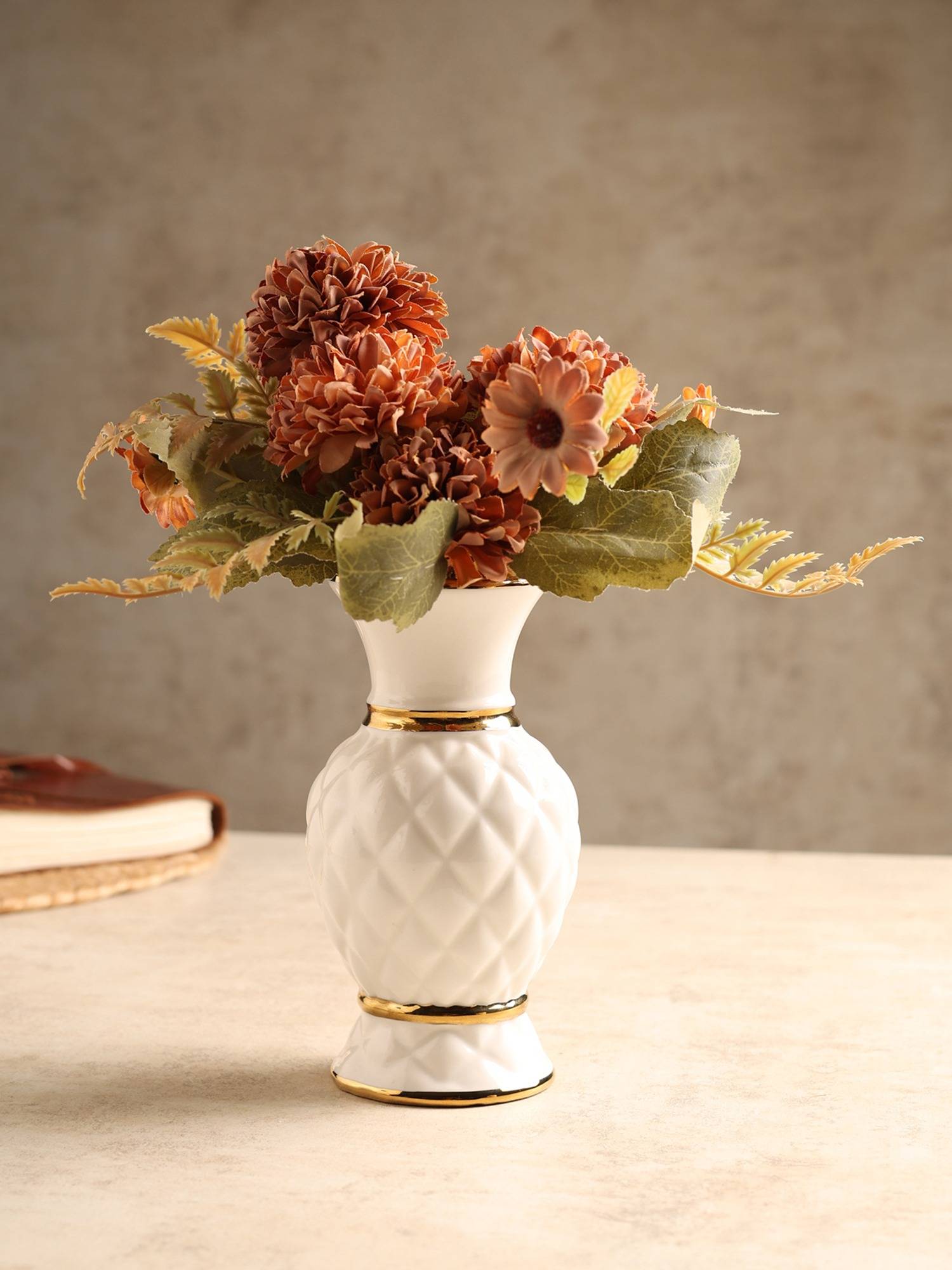 De Maison Decor Crownlet Ceramic Vase