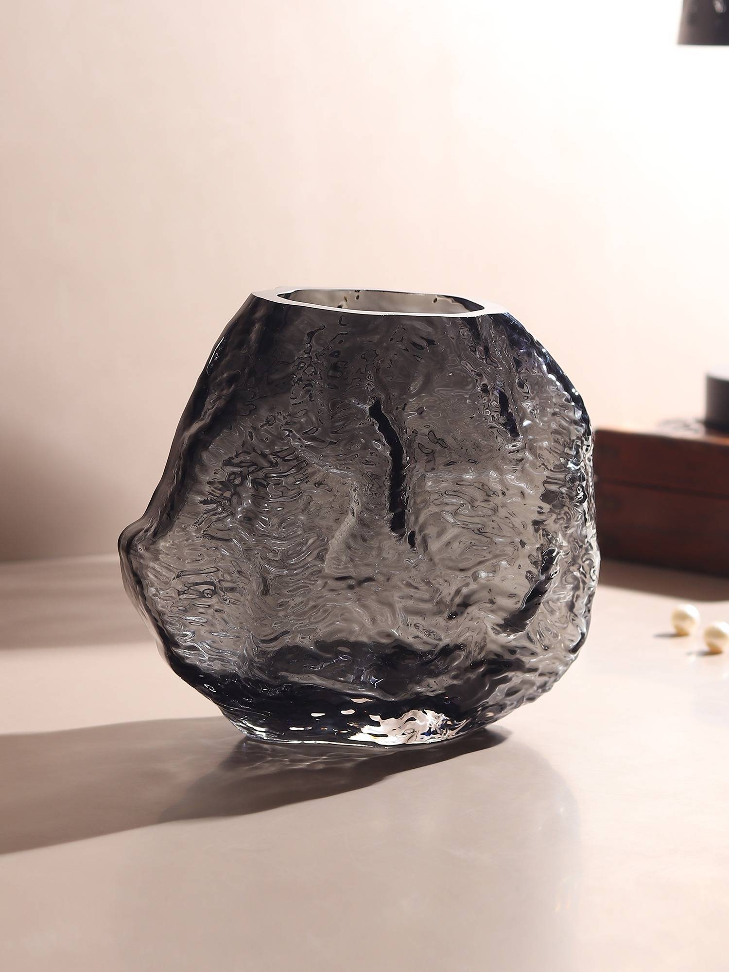 De Maison Decor Terra Melt Black Crystal Vase