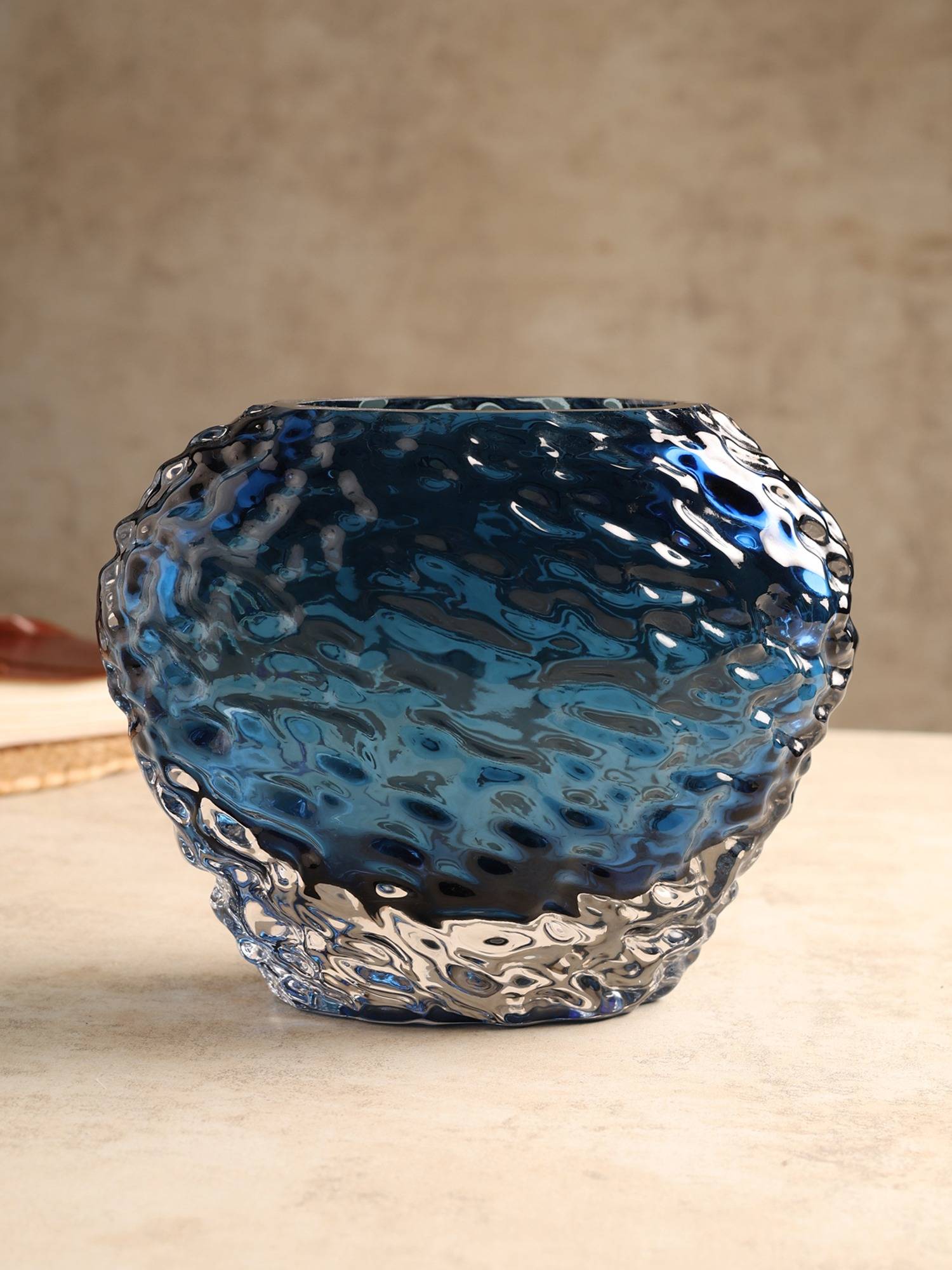 De Maison Decor Torrent Blue Crystal Vase Short