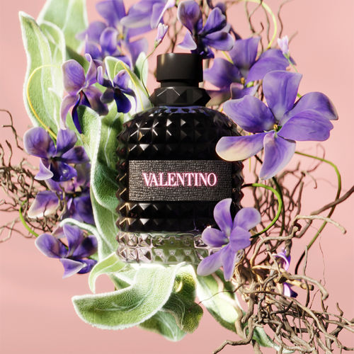 Buy Valentino Born In Roma Uomo Eau De Toilette For Him Online - Main Image