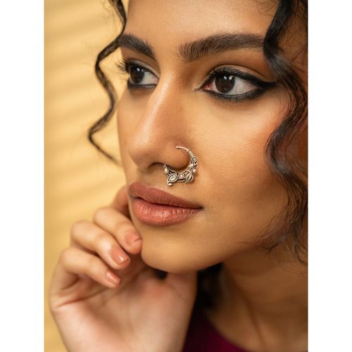 Buy Shaya by CaratLane 925 Oxidised Silver Gup Shup Nose Ring Online