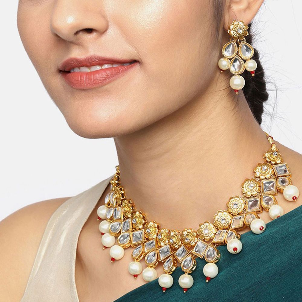 Sukkhi Elegant Pearl Gold Plated 