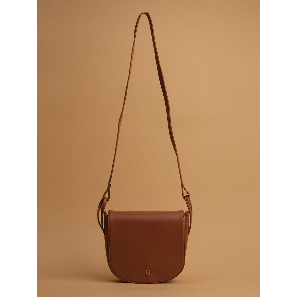 buy-eridani-daniel-sling-bag-tan-m-online