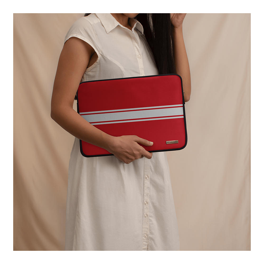 DailyObjects Scarlet Stripe Zippered Sleeve For Laptop/macbook Buy