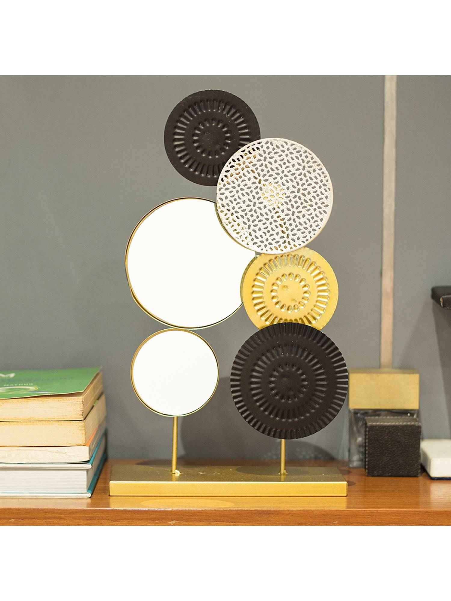 Voncasa Iron Black Colour Decor Objects