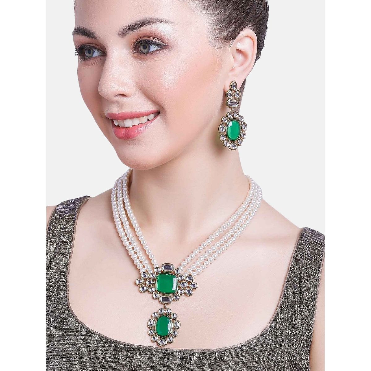 Emerald sale stone jewellery