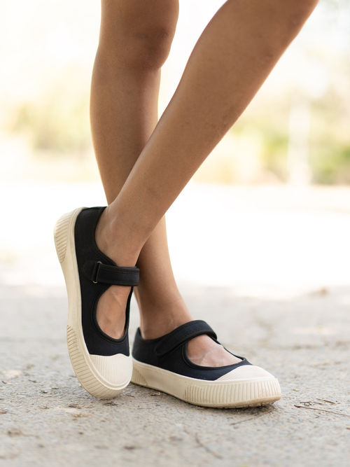 Canvas Mary Janes Buy Theater Women Jiro Black Mary Jane With