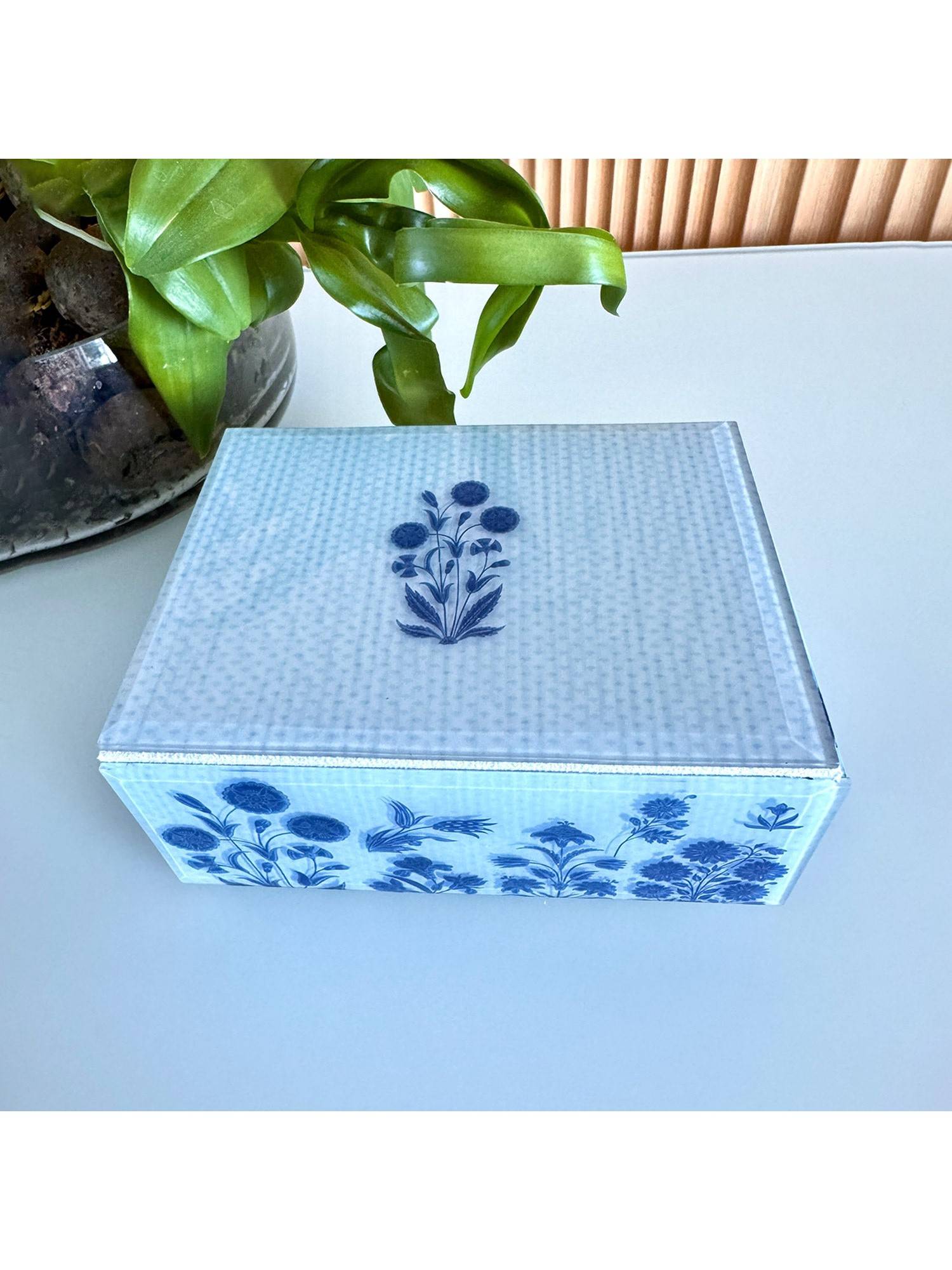 Faaya Gifting Royal Malabar Bevelled Glass Keepsake Box